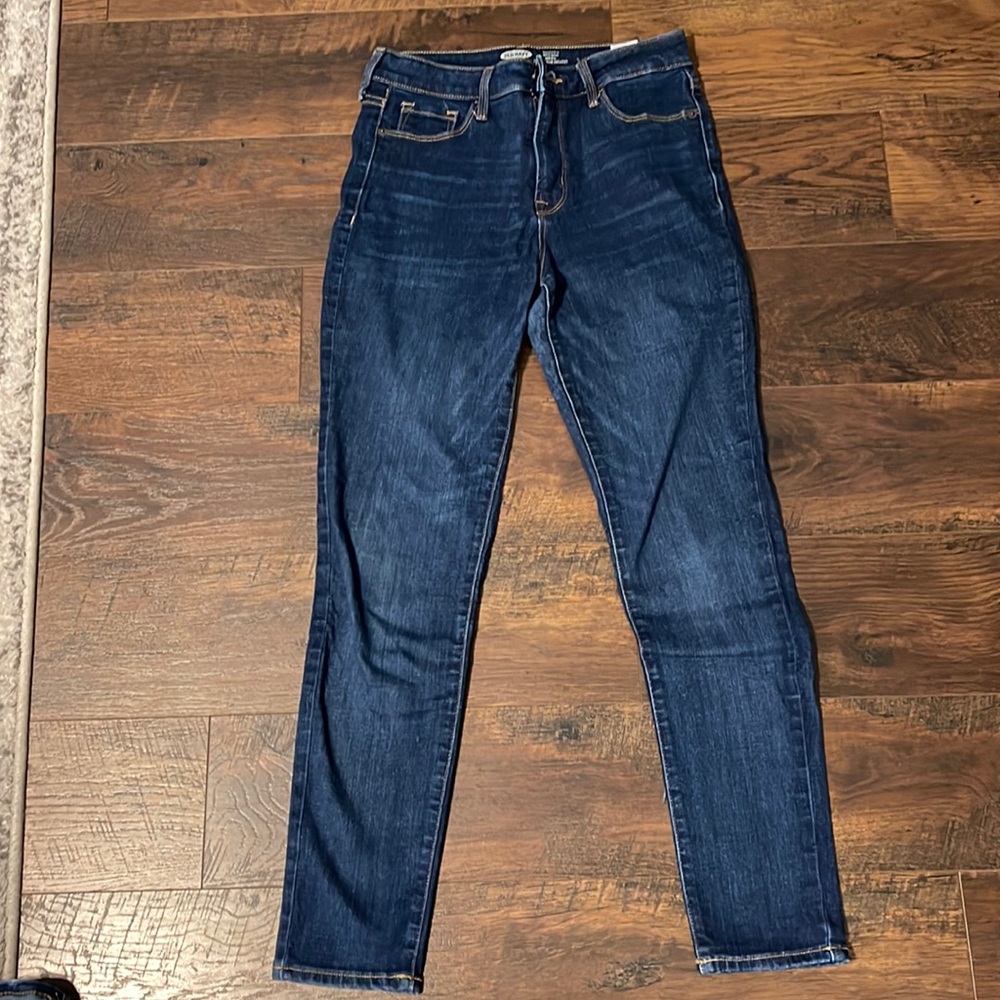 Old Navy Rockstar Super Skinny Dark Wash Jeans